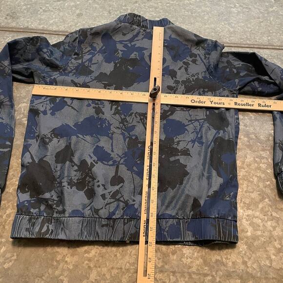 Juicy Couture Floral Camo Denim Chambray Jacket XS Lyocell Lightweight 90s Y2K - Picture 7 of 8